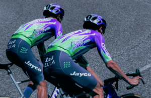 Cyclingnews｜Jayco AlUla / Liv AlUla Jayco MAAP Tour kit source image for YOYO bicycle industry report
