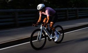 Canyon official|Aeroad CFR aero and RACE Bar claims source image for YOYO bicycle industry report