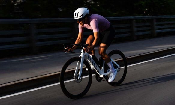 Canyon official｜Aeroad CFR aero and RACE Bar claims source image for YOYO bicycle industry report