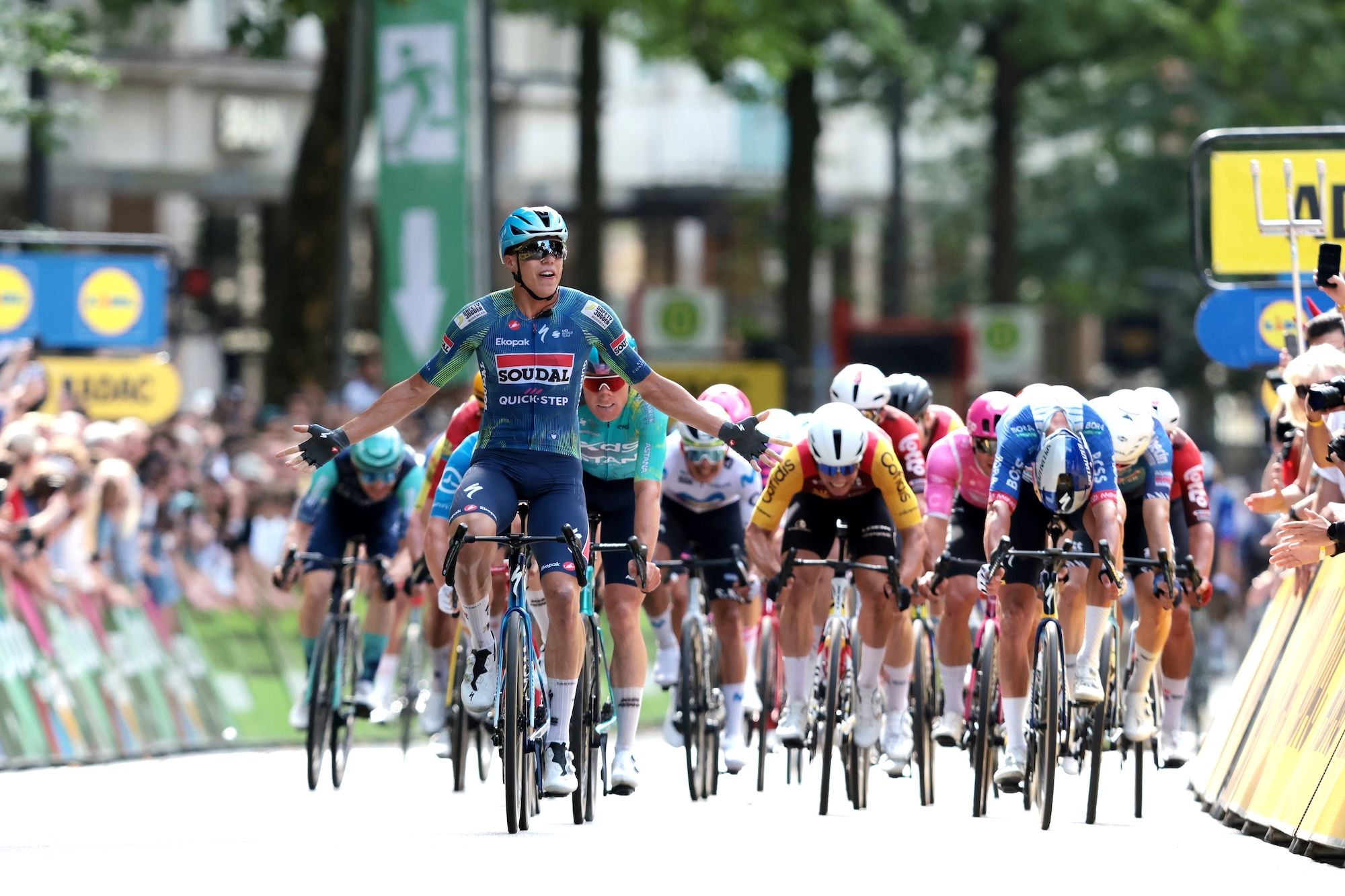 Cyclingnews race report: Magnier wins ADAC Cyclassics Hamburg source image for YOYO bicycle industry report