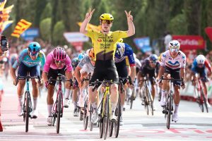 2026-08-27-cyclingnews-lavuelta-stage5-brennan-0800 source image for YOYO bicycle industry report