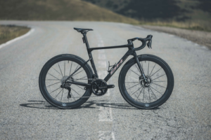 BH Ultralight 2027 官方產品頁 source image for YOYO bicycle industry report