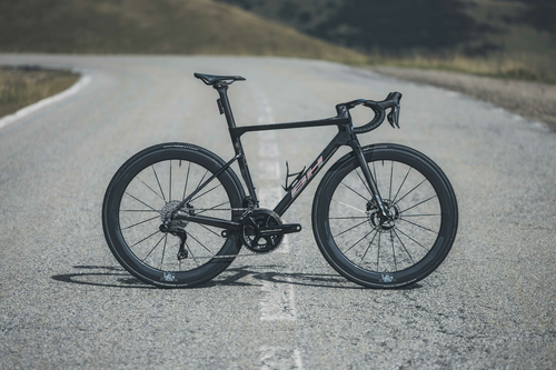 BH Ultralight 2027 官方產品頁 source image for YOYO bicycle industry report